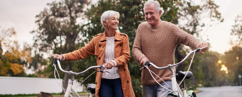 découvrez notre guide complet sur le choix de la mutuelle pour seniors. comparez les meilleures offres, trouvez la couverture adaptée à vos besoins et profitez pleinement de votre retraite en toute sérénité.